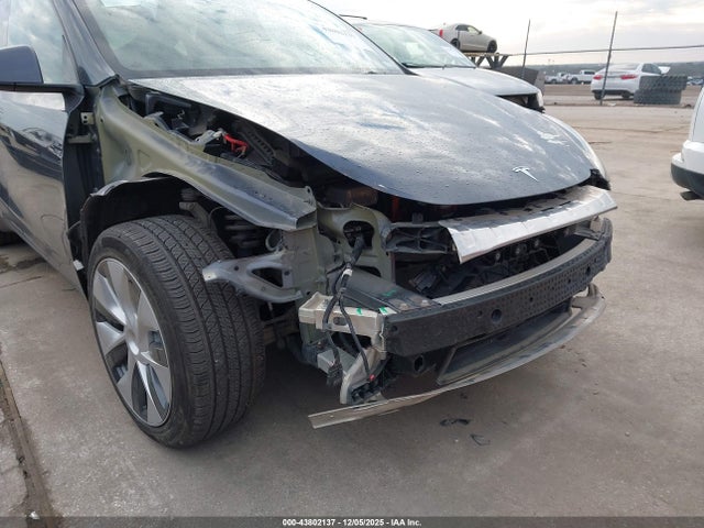 2022 TESLA MODEL Y 7SAYGDEEXNA004561 Photo 5