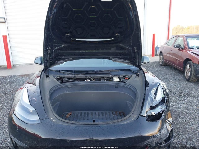 2023 TESLA MODEL 3 5YJ3E1EA7PF582325 Photo 9