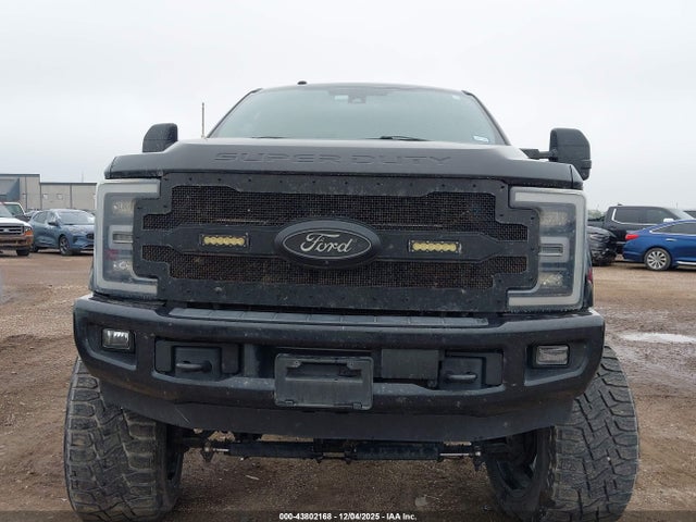1FT7W2BT9JEC77962 Ford F-250 Platinum