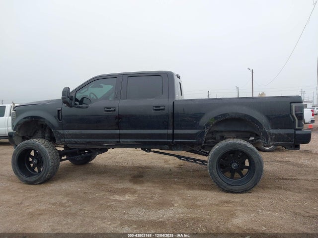 1FT7W2BT9JEC77962 Ford F-250 Platinum
