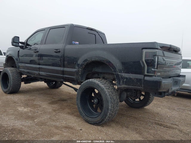 1FT7W2BT9JEC77962 Ford F-250 Platinum
