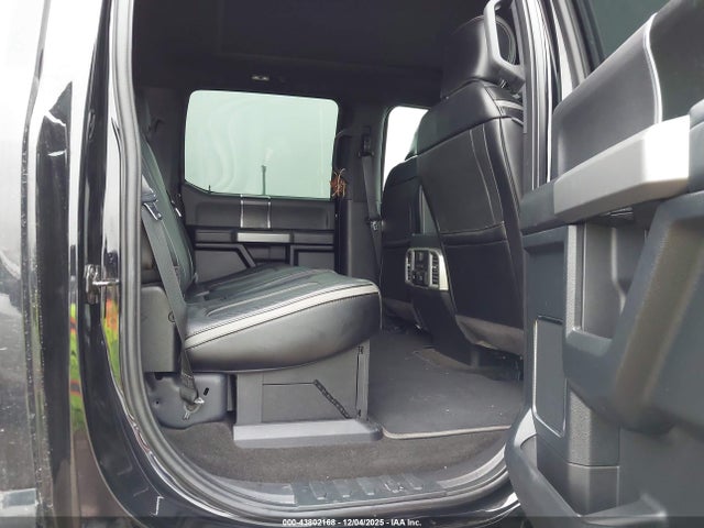 1FT7W2BT9JEC77962 Ford F-250 Platinum