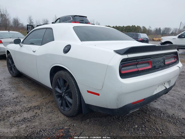 Продажа на аукционе авто 2022 Dodge Challenger Sxt Awd, vin: 2C3CDZGG3NH151978, номер лота: 43802218