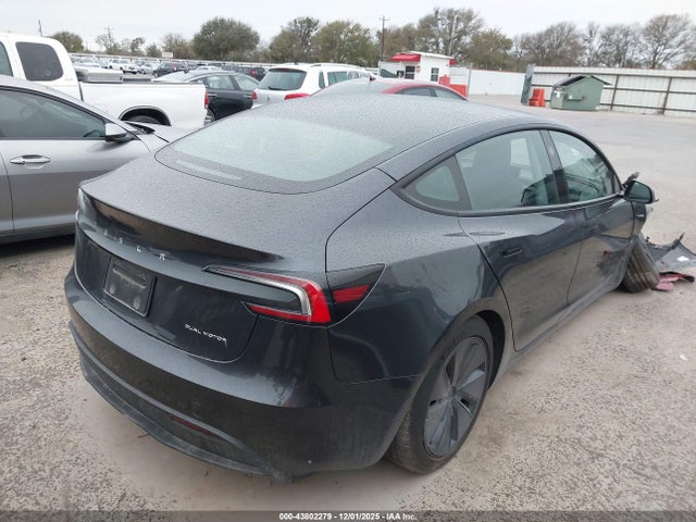2024 TESLA MODEL 3 5YJ3E1EB1RF718248 Photo 3