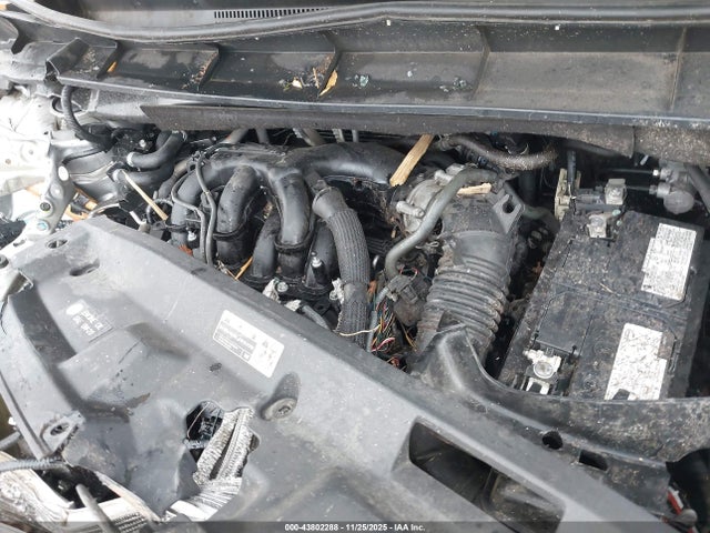 Toyota Highlander L 2021 5TDCZRAH8MS536015 Image 10