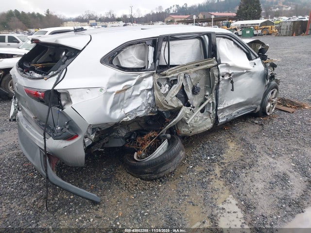 Toyota Highlander L 2021 5TDCZRAH8MS536015 Image 4