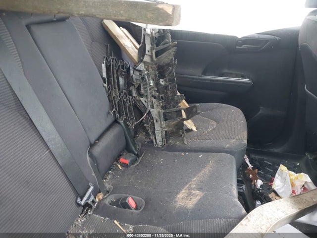 Toyota Highlander L 2021 5TDCZRAH8MS536015 Image 8