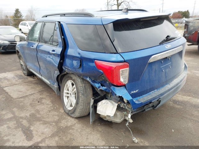 2022 FORD EXPLORER 1FMSK8DH5NGA70556 Photo 2