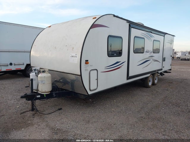 Gulfstream Ameri Lite 2015 1NL1GTL20F1115838 Image 2