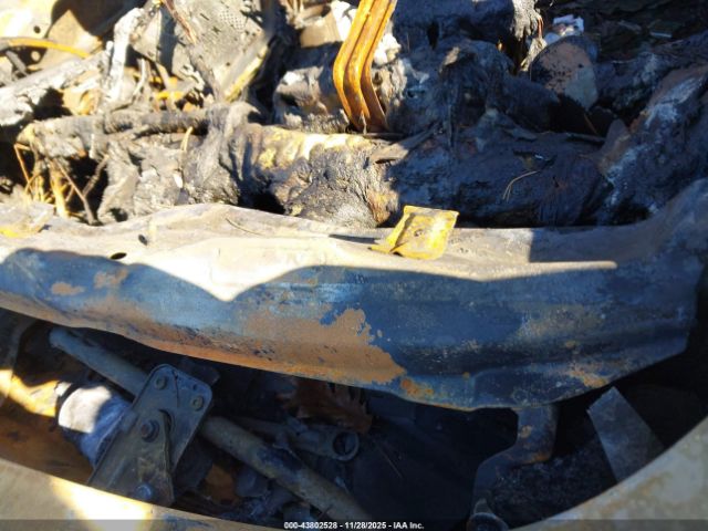 2018 KIA SORENTO 5XYPG4A32JG423863 Photo 8