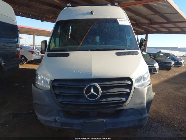 W1W40CHY4NT094584 Mercedes-Benz Sprinter 2500 High Roof I4