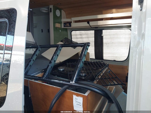 W1W40CHY4NT094584 Mercedes-Benz Sprinter 2500 High Roof I4