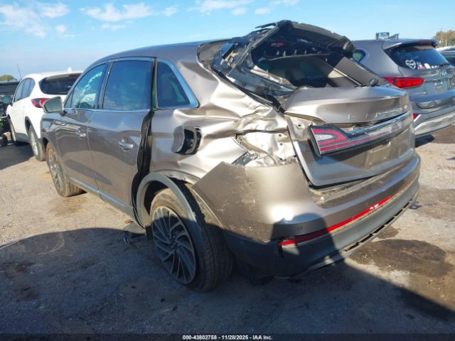 2020 LINCOLN NAUTILUS 2LMPJ8KP9LBL10588 Photo 2