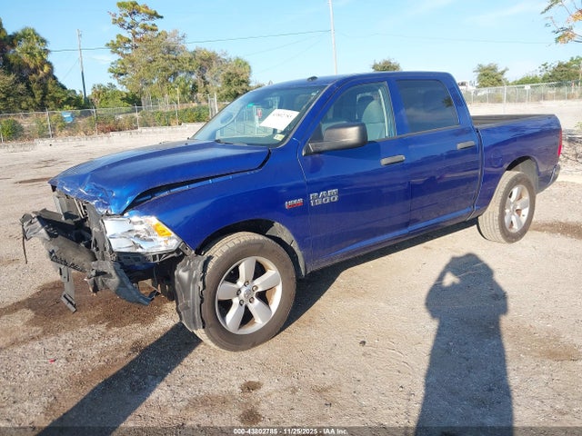 Продажа на аукционе авто 2015 Ram 1500 Express, vin: 3C6RR7KT4FG700967, номер лота: 43802785