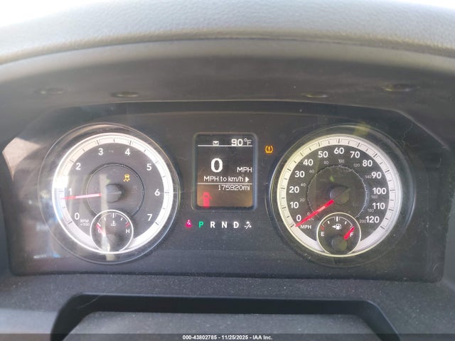 Продажа на аукционе авто 2015 Ram 1500 Express, vin: 3C6RR7KT4FG700967, номер лота: 43802785