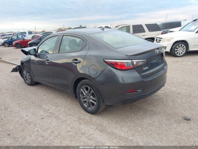 2019 TOYOTA YARIS 3MYDLBYVXKY524304 Photo 2