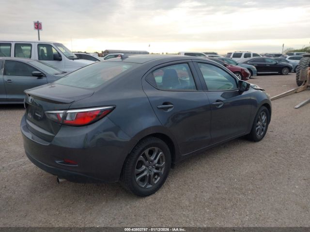 2019 TOYOTA YARIS 3MYDLBYVXKY524304 Photo 3