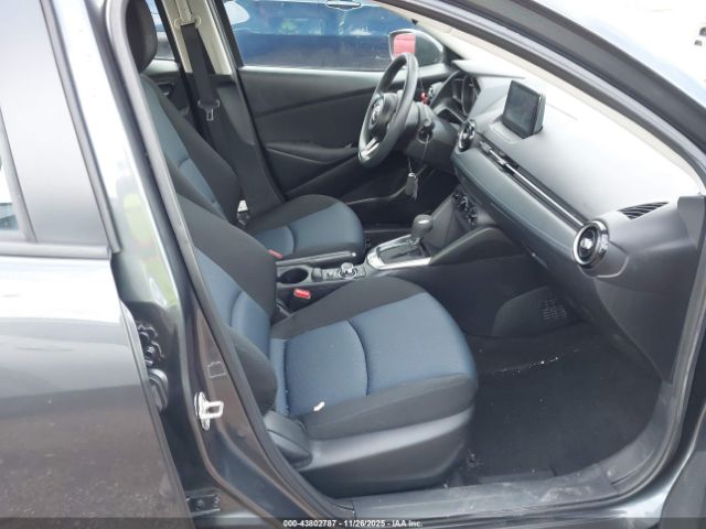 2019 TOYOTA YARIS 3MYDLBYVXKY524304 Photo 4