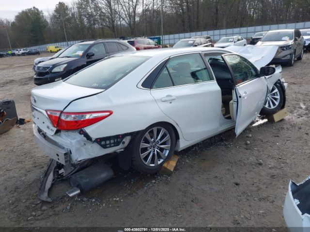 2015 TOYOTA CAMRY HYBRID 4T1BD1FK8FU169790 Photo 3
