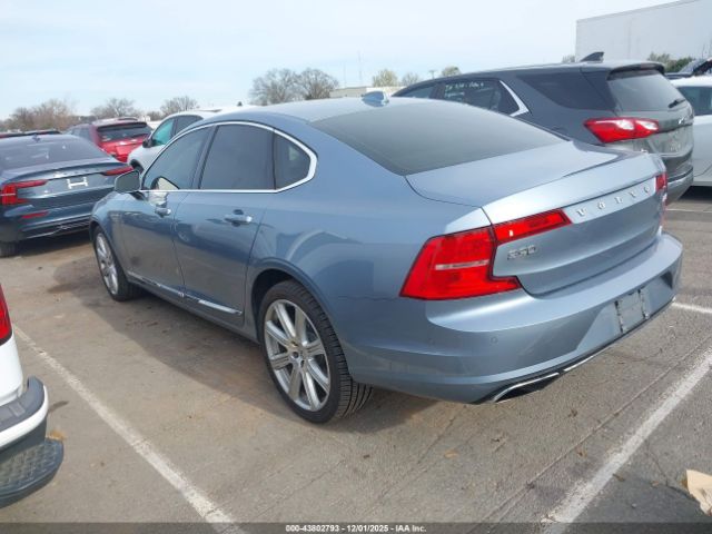2017 VOLVO S90 YV1A22ML8H1001296 Photo 2