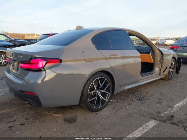 2022 BMW 530 WBA13BJ09NWX59401 Photo 3