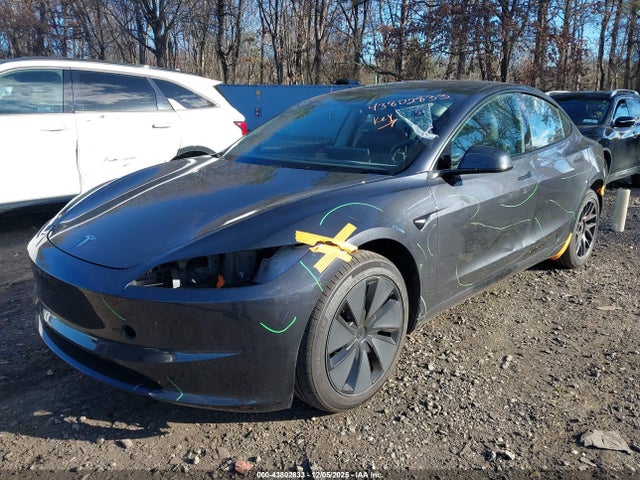2025 Tesla Model 3 Long Range Rear-wheel Drive/standard მანქანა იყიდება აუქციონზე, vin: 5YJ3E1EA6SF879966, აუქციონის ნომერი: 43802833
