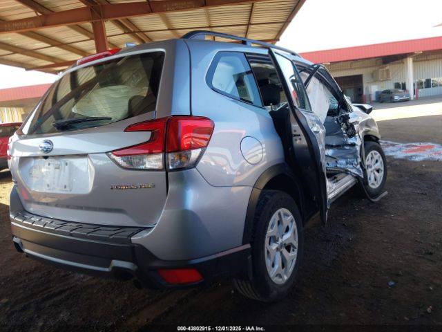 2021 SUBARU FORESTER JF2SKADC3MH580012 Photo 3