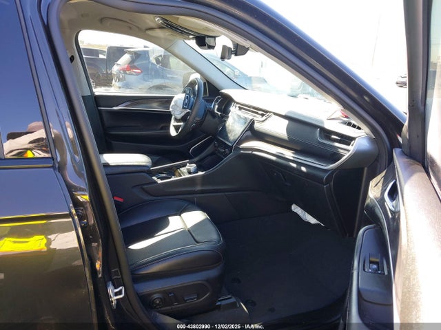 2023 JEEP GRAND CHEROKEE L 1C4RJKBG6P8800159 Photo 4