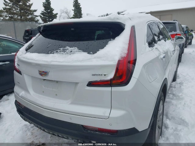 2020 CADILLAC XT4 1GYFZDR44LF015321 Photo 3