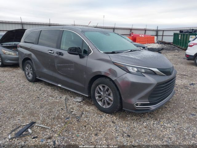 2024 TOYOTA SIENNA 5TDYRKEC1RS212519
