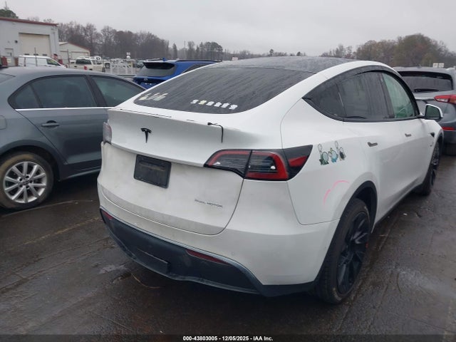 2022 TESLA MODEL Y 7SAYGDEE9NF374614 Photo 3