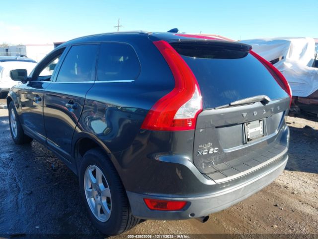 2011 VOLVO XC60 YV4952DL5B2165572 Photo 2