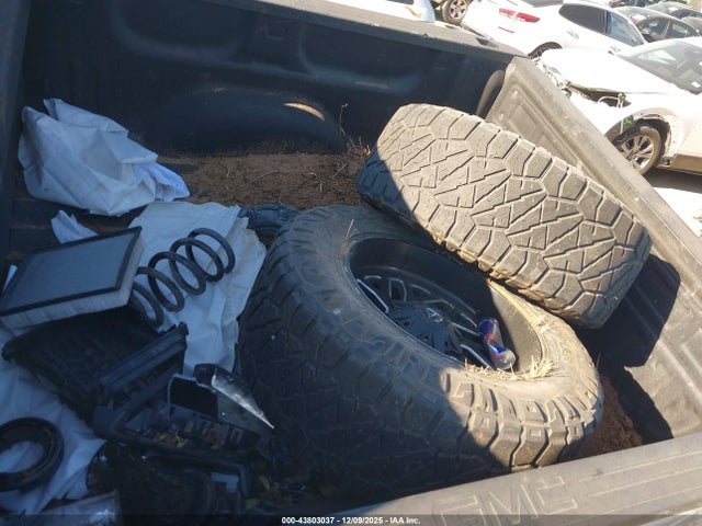 3GTU2NEC0JG226466 GMC Sierra 1500 Slt
