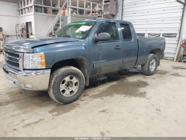 2013 CHEVROLET SILVERADO 1500 1GCRKSE72DZ393035 Photo 1
