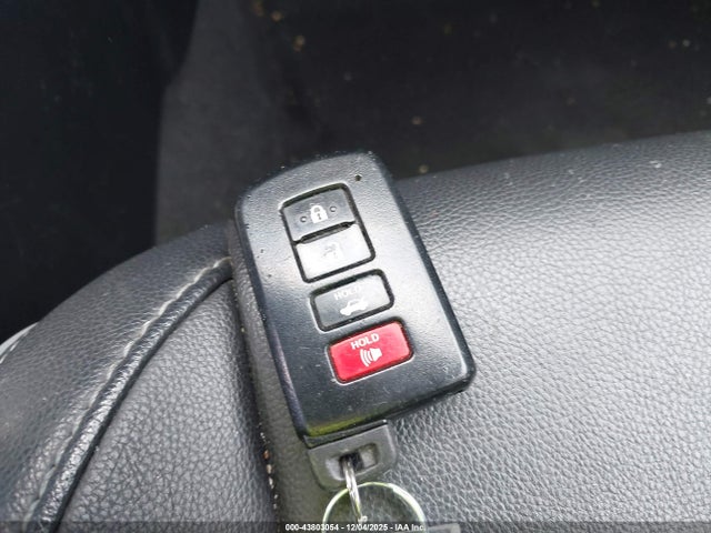 43803054 :رقم المزاد ، 2T1BURHE1GC542452 vin ، 2016 Toyota Corolla S Premium مزاد بيع