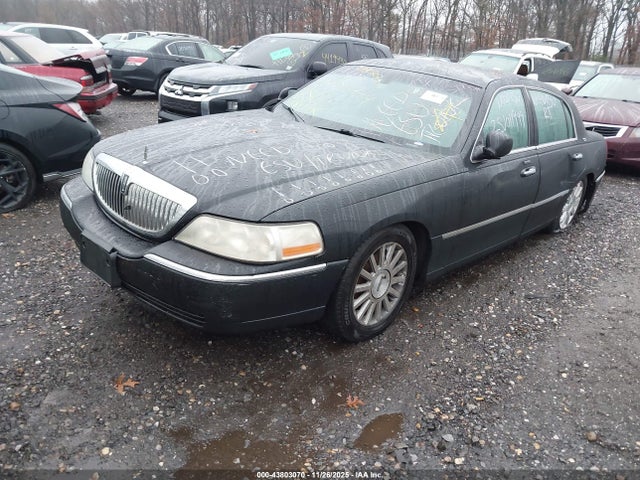 2009 LINCOLN TOWN CAR 2LNHM82V99X609905 Photo 1