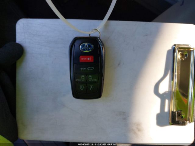 2021 TOYOTA SIENNA 5TDYRKEC7MS004864 Photo 10