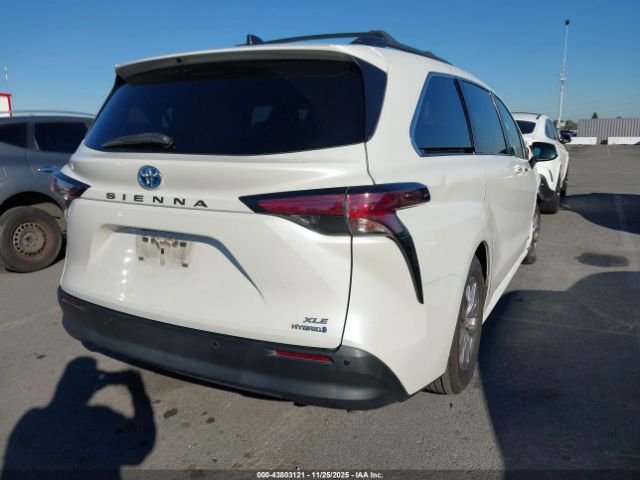 2021 TOYOTA SIENNA 5TDYRKEC7MS004864 Photo 3