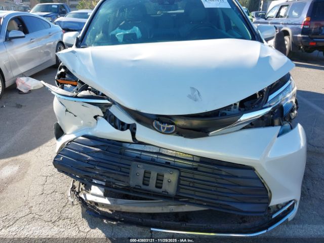 2021 TOYOTA SIENNA 5TDYRKEC7MS004864 Photo 5