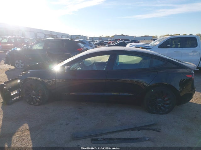 Tesla Model 3 Performance Dual Motor All-wheel Drive 2023 5YJ3E1EC6PF584200 Image 14
