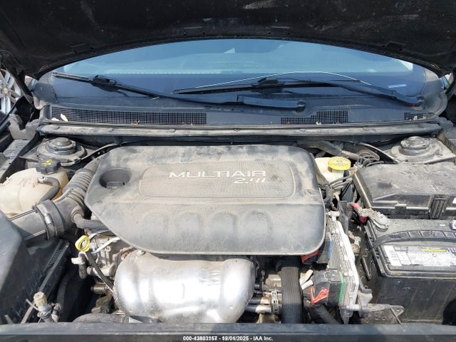 43803157 :رقم المزاد ، 1C3CCCAB5FN504016 vin ، 2015 Chrysler 200 Limited مزاد بيع