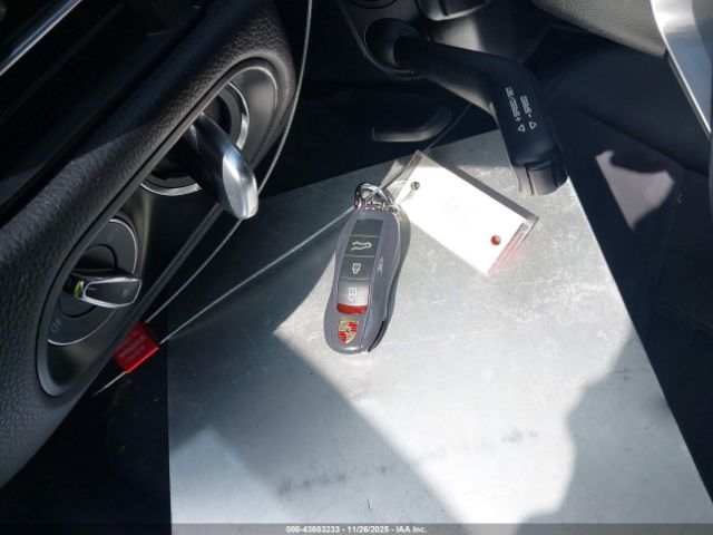 2020 PORSCHE MACAN WP1AA2A54LLB06735 Photo 10