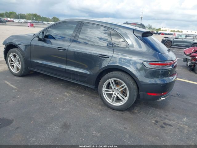 2020 PORSCHE MACAN WP1AA2A54LLB06735 Photo 2