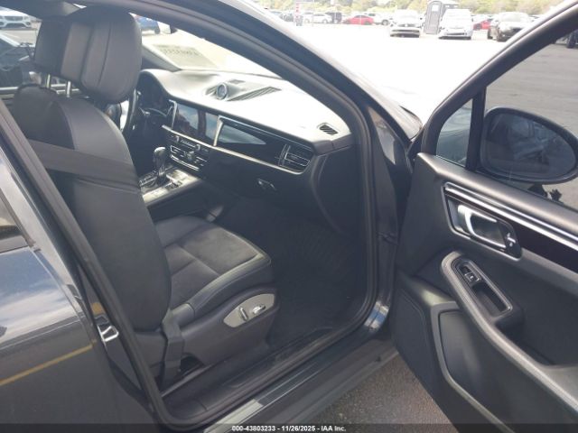 2020 PORSCHE MACAN WP1AA2A54LLB06735 Photo 4