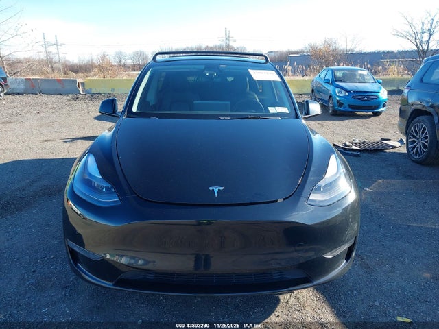 7SAYGDEF7NF373292 Tesla Model Y Performance Dual Motor All-wheel Drive