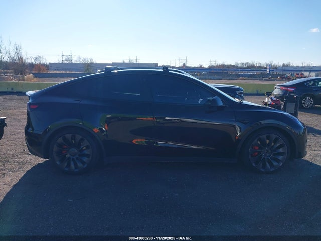 7SAYGDEF7NF373292 Tesla Model Y Performance Dual Motor All-wheel Drive