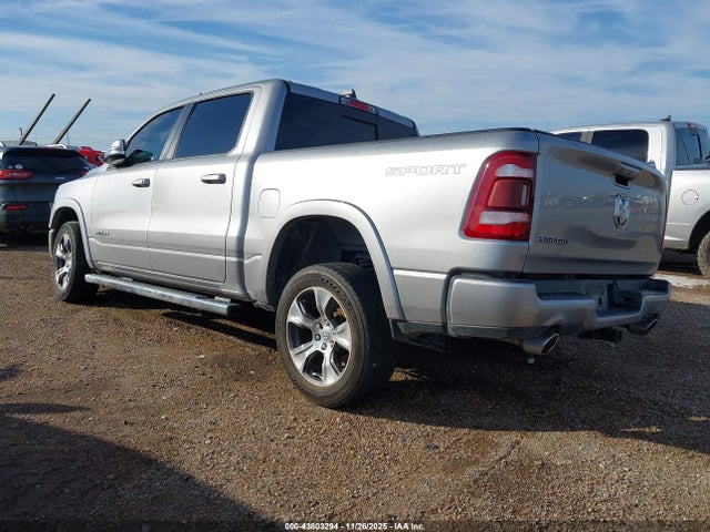 2022 RAM 1500 1C6RREJT5NN127038 Photo 2