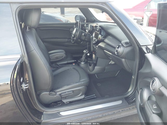 2017 MINI HARDTOP WMWXP5C30H2F61330 Photo 4