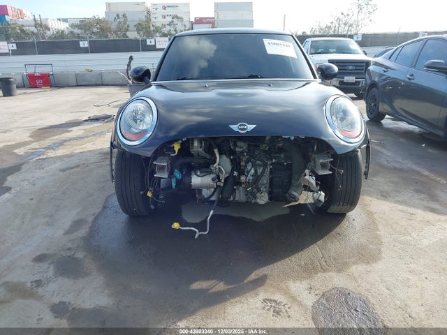 2017 MINI HARDTOP WMWXP5C30H2F61330 Photo 5