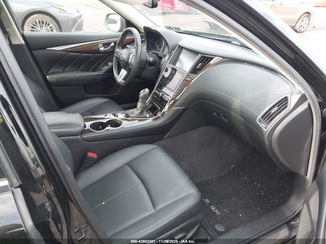 JN1EV7AR5KM559670 Infiniti Q50 3.0t Luxe